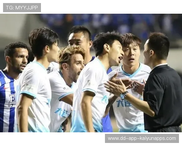 裁判与运动员互动机制建立促进相互理解与尊重，裁判和运动员哪个厉害